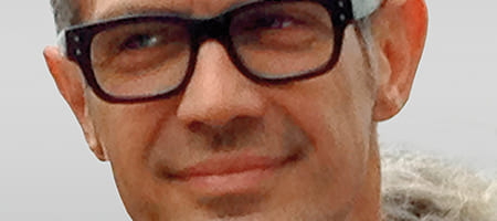 Alt image